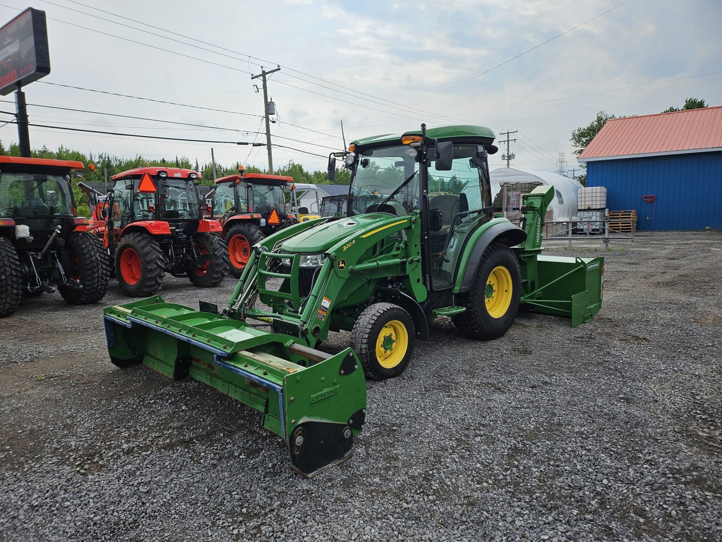 John Deere 3046R 2019